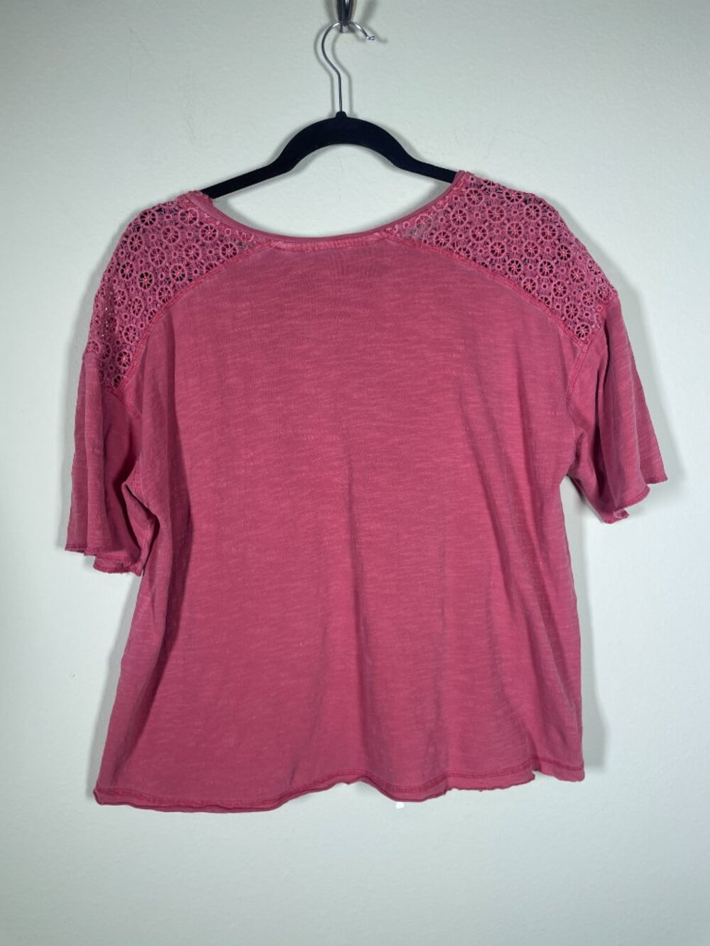 Sundance Women's Coral Pink Embroidered Shoulder SS Top Blouse Boxy M! - Picture 6 of 6